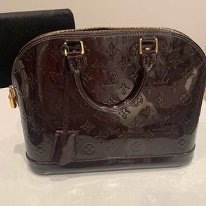Louis Vuitton Amarante Monogram Vernis Alma PM Bag